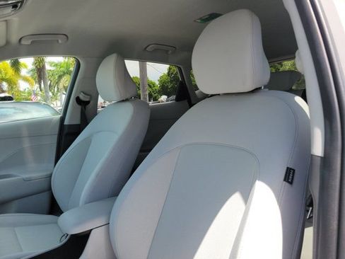 Certified 2024 Hyundai Kona SEL FWD image 15