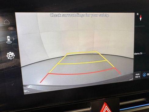 Used 2024 Hyundai Elantra SEL image 35