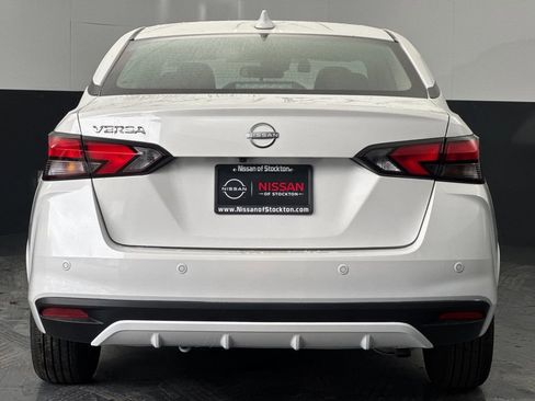 New 2025 Nissan Versa SV w/ Trunk Package image 4