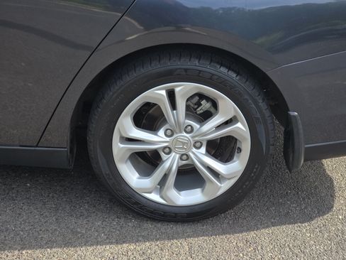 Used 2024 Honda Accord LX image 31