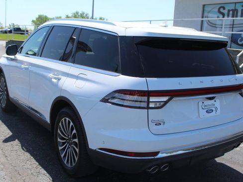 Used 2023 Lincoln Aviator Reserve w/ Equipment Group 201A AWD/4WD image 6