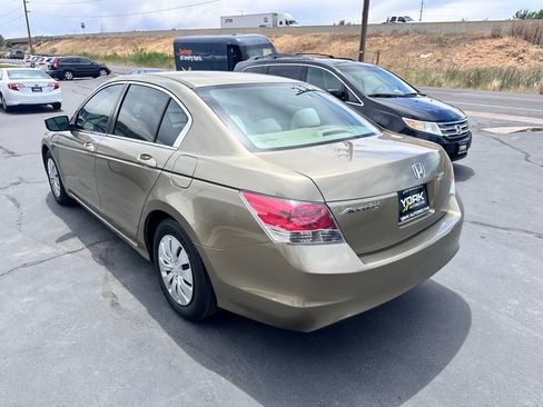 Used 2009 Honda Accord LX image 4