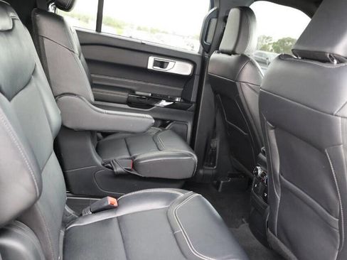 Used 2023 Ford Explorer ST w/ Equipment Group 401A AWD/4WD image 16