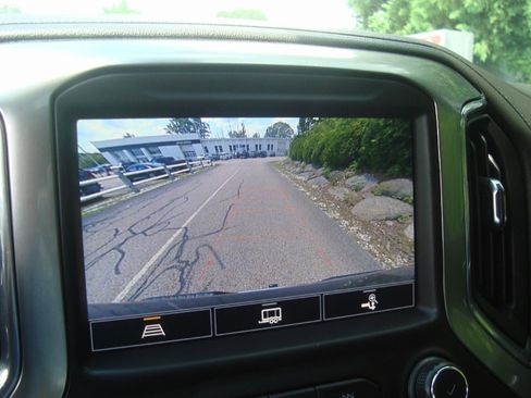 Used 2021 Chevrolet Silverado 1500 LTZ w/ LTZ Convenience Package II image 21