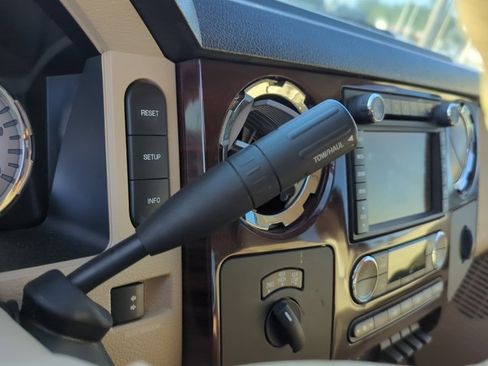 Used 2010 Ford F350 Lariat image 18