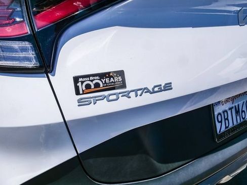 Certified 2023 Kia Sportage EX FWD image 11