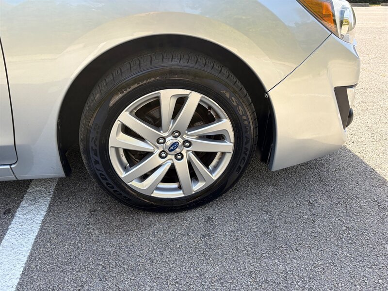 Used 2016 Subaru Impreza 2.0i Premium AWD/4WD image 25