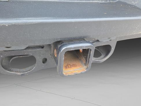 Used 2024 Ford F250 Platinum w/ Tremor Off-Road Package image 36