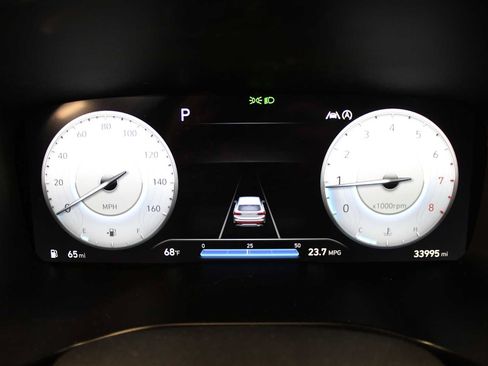 Used 2023 Hyundai Santa Fe SEL w/ Premium Package AWD/4WD image 9