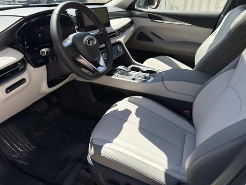 Certified 2026 INFINITI QX60 Pure w/ Cargo Package FWD image 15