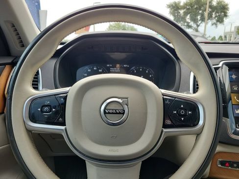 Used 2022 Volvo XC90 T6 Momentum w/ Advanced Package AWD/4WD image 20