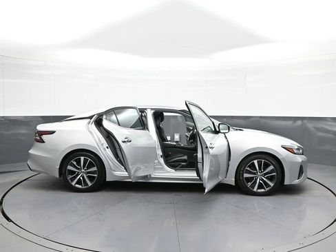 Used 2020 Nissan Maxima 3.5 SV w/ Floor Mat Group image 40