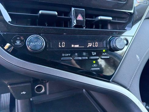 Used 2023 Toyota Camry SE FWD image 26