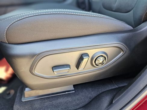 New 2026 Jeep Grand Cherokee Laredo RWD image 21