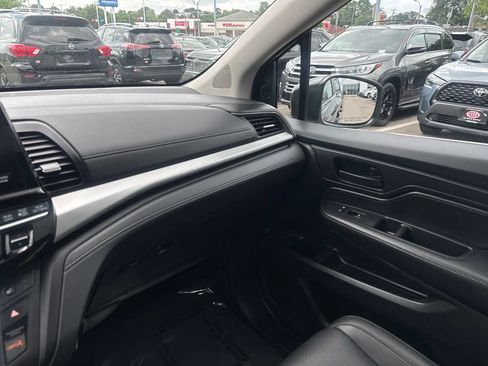 Used 2025 Honda Odyssey EX-L image 29
