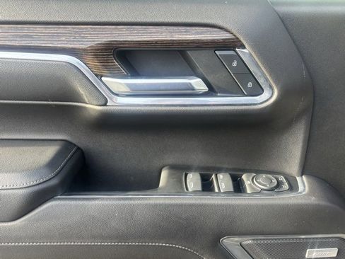 Used 2022 GMC Sierra 1500 Elevation w/ Elevation Premium Package image 10