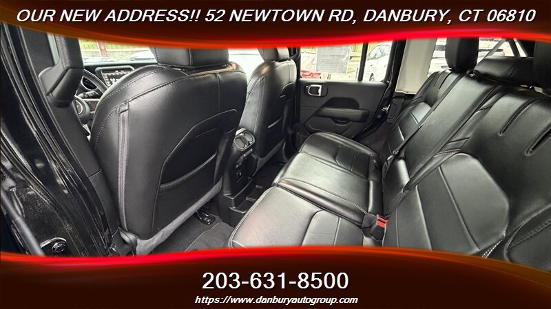 Used 2021 Jeep Wrangler Unlimited Sahara w/ Cold Weather Group AWD/4WD image 15