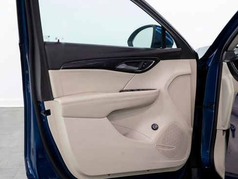 Used 2023 Buick Envision Preferred image 6