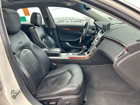 Used 2010 Cadillac CTS Premium image 10