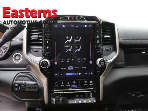 Used 2024 RAM 2500 Laramie AWD/4WD image 11