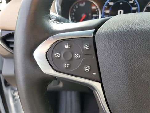 Used 2022 Chevrolet Traverse Premier image 23