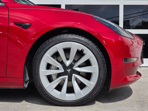 Used 2023 Tesla Model 3 Standard Range RWD image 38