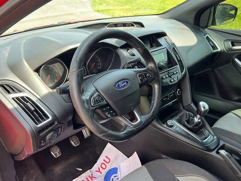 Used 2015 Ford Focus ST FWD image 10
