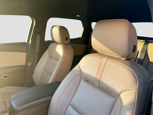 Used 2024 Chevrolet Blazer Premier w/ Driver Confidence II Package image 22