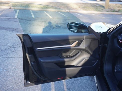 Used 2023 Porsche Taycan 4 Cross Turismo image 28