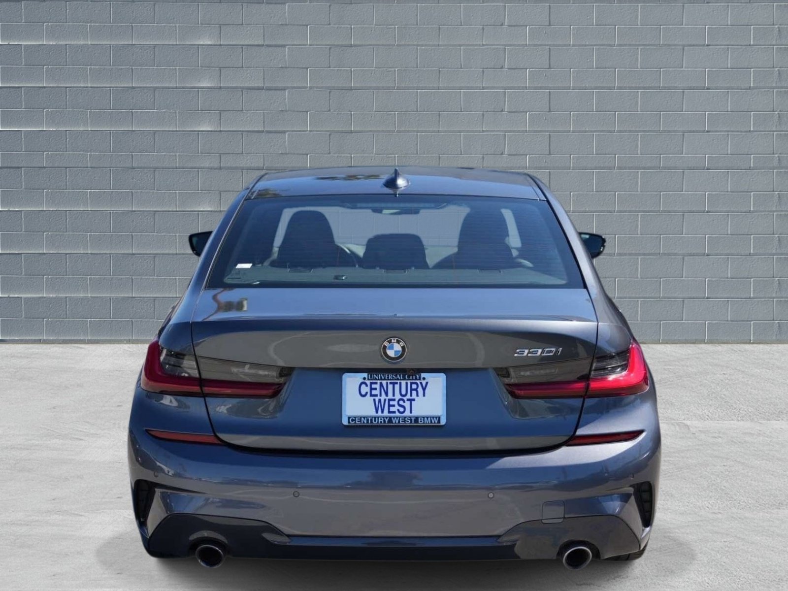 Used 2020 BMW 330i Sedan w/ M Sport Package RWD image 4