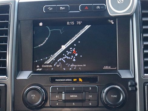 Used 2018 Ford F150 XLT w/ Equipment Group 302A Luxury AWD/4WD image 24