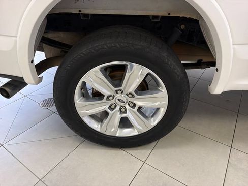 Certified 2019 Ford F150 Platinum w/ Equipment Group 701A Luxury AWD/4WD image 32