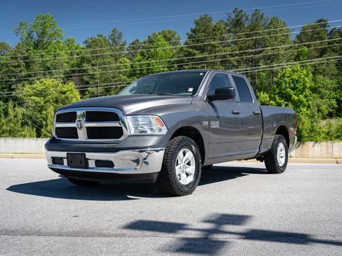 Used 2015 RAM 1500 Tradesman w/ Popular Equipment Group AWD/4WD image 3