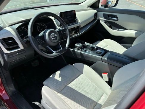 Certified 2024 Nissan Rogue SV image 9