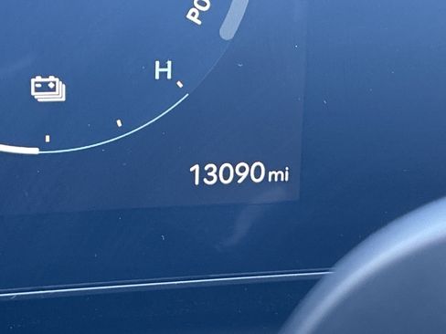 Used 2025 Hyundai Tucson Limited image 26