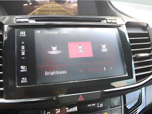 Used 2017 Honda Accord EX-L image 17
