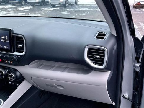 New 2026 Hyundai Venue SEL image 26