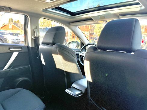 Used 2011 MAZDA MAZDA3 s Sport FWD image 14