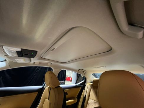 New 2025 Nissan Sentra SV w/ SV Premium Package image 33