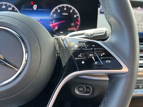Used 2025 Mercedes-Benz GLE 350 4MATIC image 20