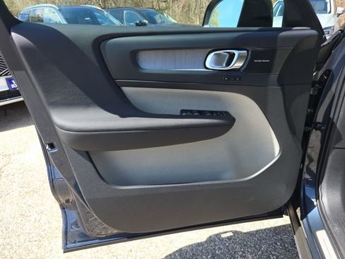 New 2026 Volvo XC40 B5 Plus w/ Climate Package AWD/4WD image 22