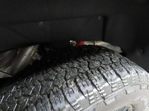 Used 2026 GMC Sierra 2500 AT4 image 39