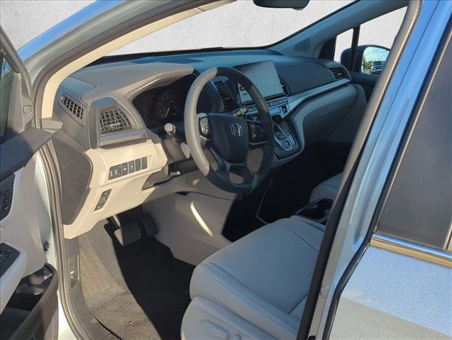 Used 2026 Honda Odyssey EX-L image 11
