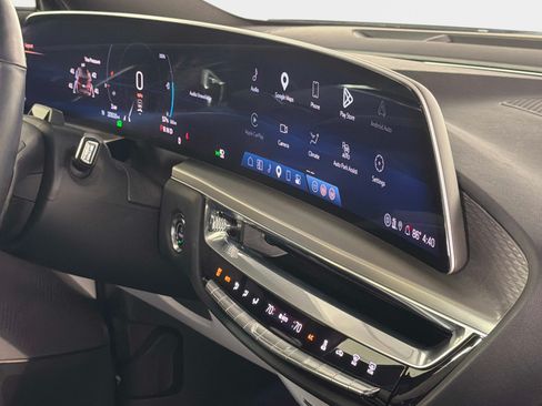 Used 2024 Cadillac Lyriq Luxury RWD image 24
