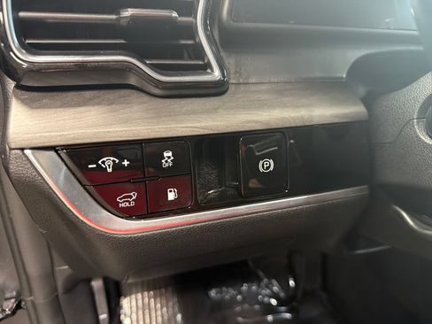 Used 2024 Kia Sportage X-Line AWD/4WD image 13