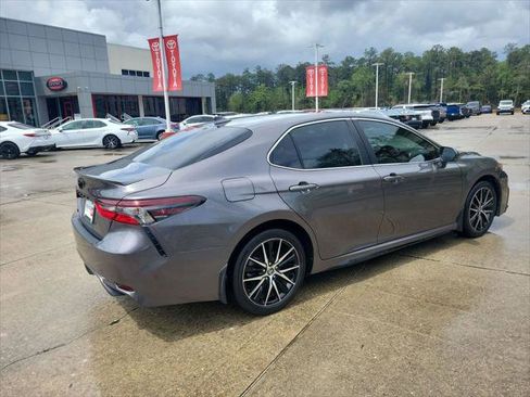 Certified 2024 Toyota Camry SE FWD image 7
