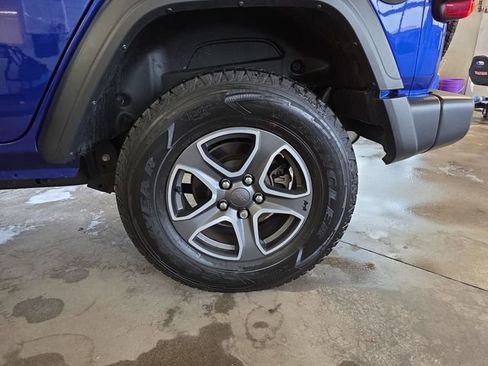 Used 2019 Jeep Wrangler Unlimited Sport S image 32