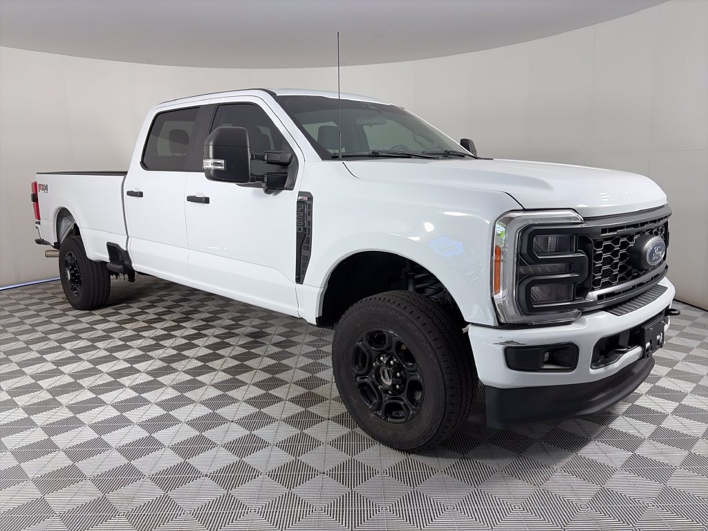 Used 2023 Ford F250 XL w/ STX Appearance Package AWD/4WD image 1