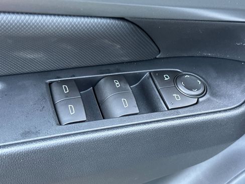 New 2026 Chevrolet Equinox EV RS image 12