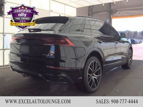 Used 2019 Audi Q8 Prestige w/ Year 1 Package image 4